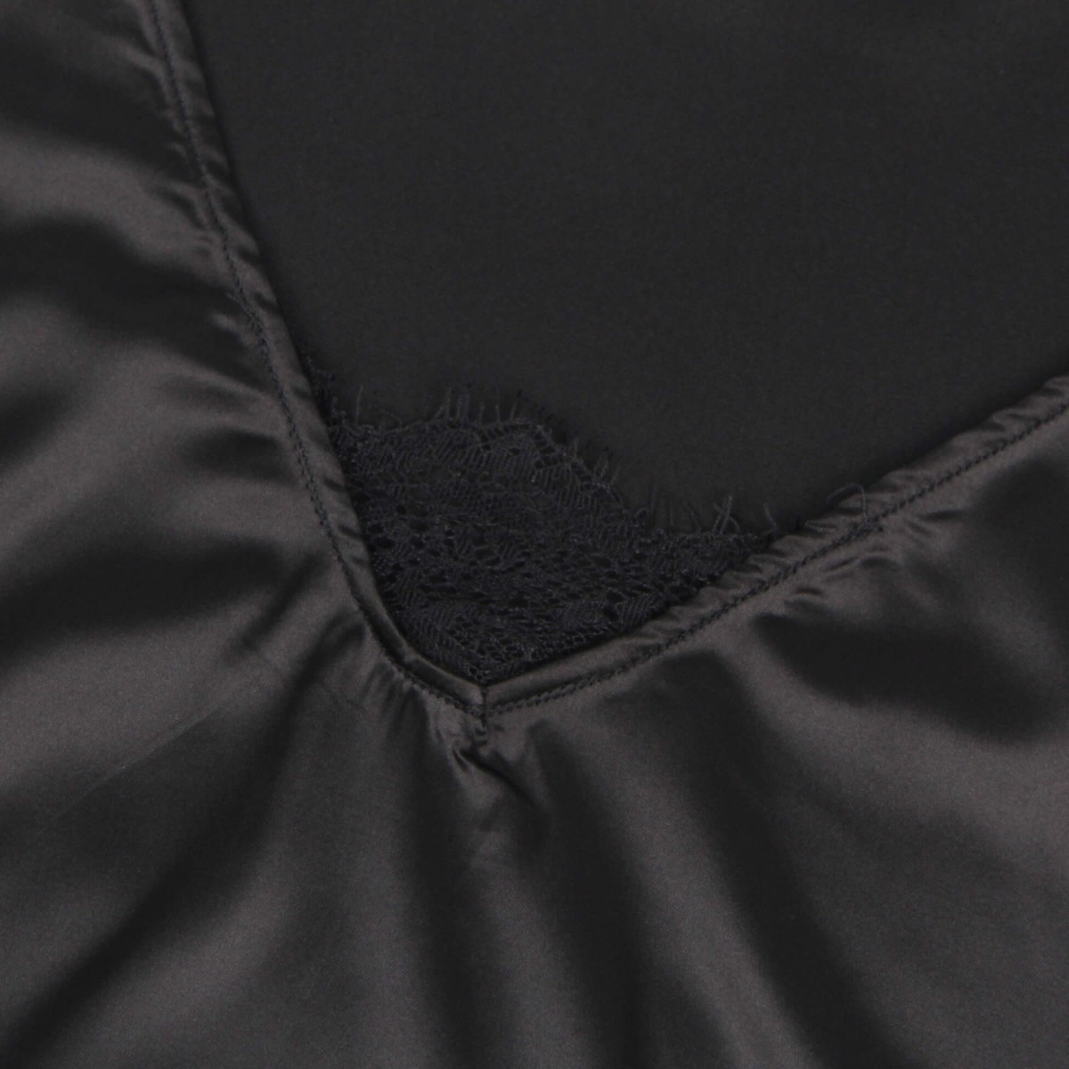 Plus Size Σέξι Σατέν Babydoll Με Δαντελωτές Ραφές & Ανοιχτή Πλάτη Sexy High End Satin Lace Stitching Open Back Babydoll – Μαύρο by Sexopolis