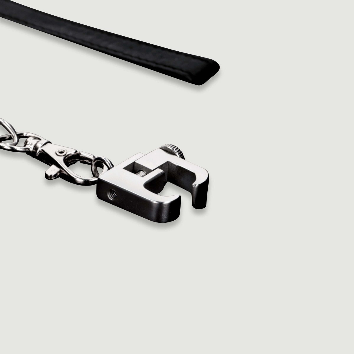 Μίνι Μεταλλικές Τσιμπίδες Mini Metal Shackles - Ασημί by Sexopolis