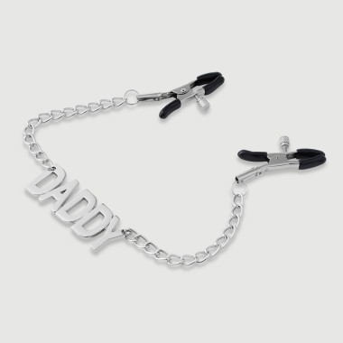 Σφιγκτήρες Θηλών Με Αλυσίδα & Μεταλλική Επιγραφή DADDY Nipple Clamps With Chain & DADDY Tag – Ασημί