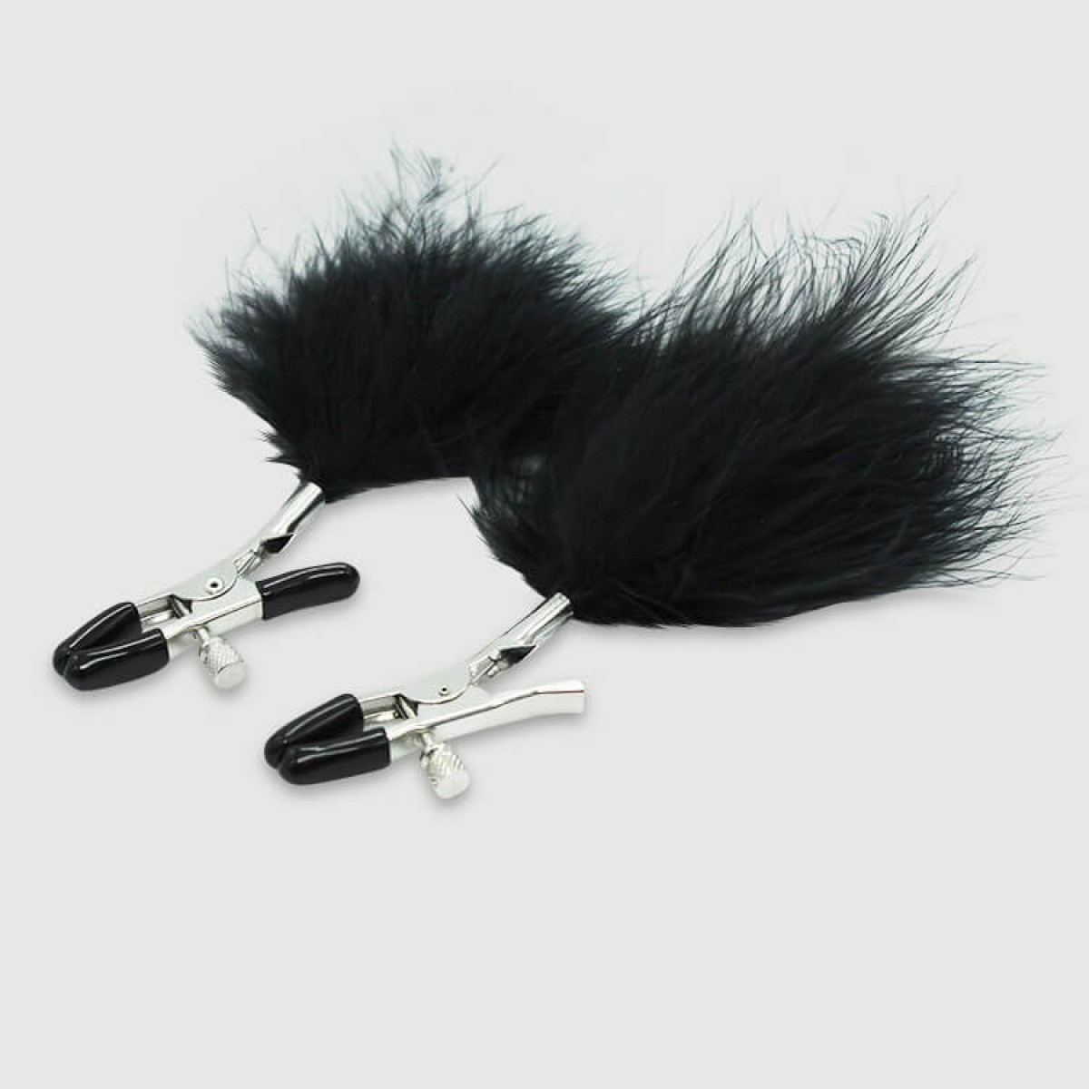 Nipple Clamps With Feathers – Black by Sexopolis