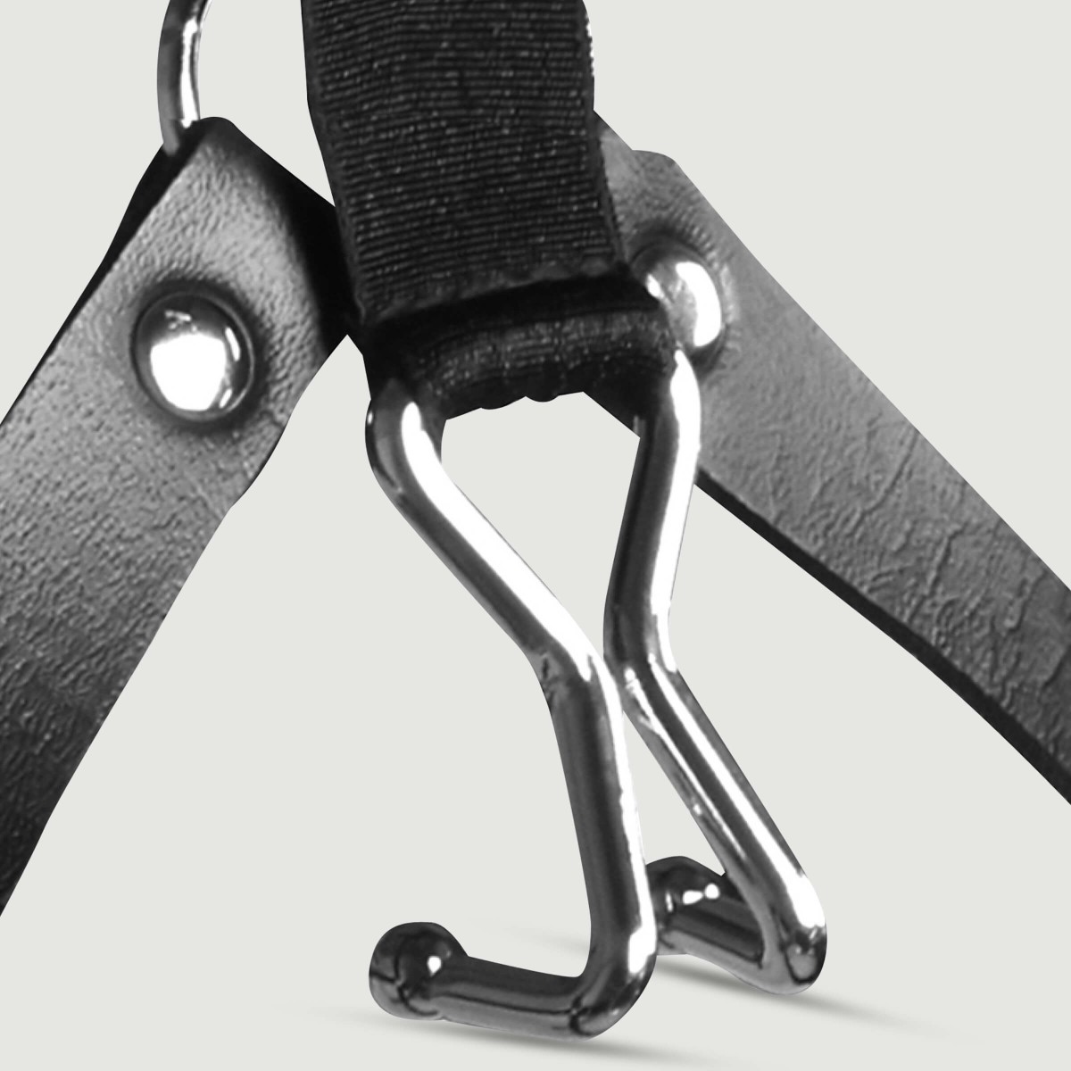 Ανοιχτό Φίμωτρο με Αγκίστρι Μύτης Head Harness with Spider Gag & Nose Hook - Μαύρο by Sexopolis