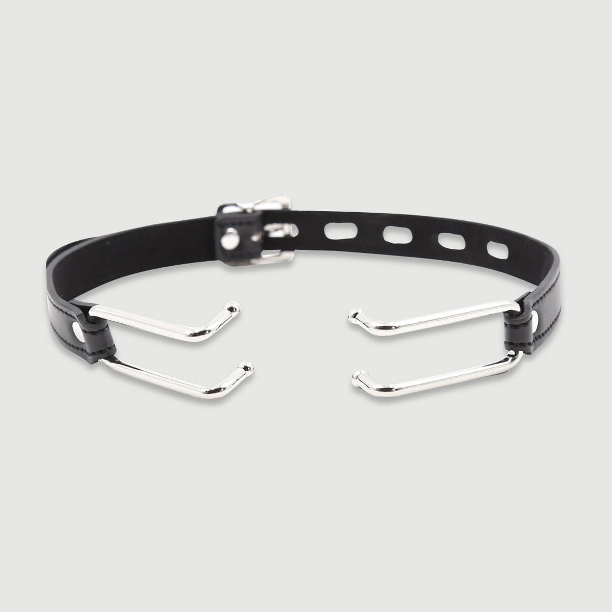 Δερμάτινο Φίμωτρο Με Μεταλλικούς Γάντζους Leather Mouth Gag With Metal Hooks - Μαύρο by Sexopolis