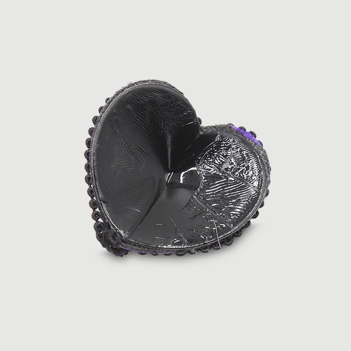 Σατέν Αυτοκόλλητα Θηλών Σε Σχήμα Καρδιάς Satin Heart Shaped Nipple Covers – Μωβ/Μαύρο by Sexopolis