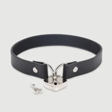 Δερμάτινο Choker Με Μεταλλική Καρδιά & Κλειδαριά Leather Choker With Heart Lock & Key – Μαύρο