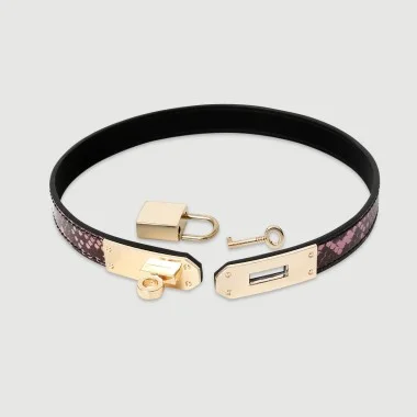 Λουξ Δερμάτινο Βραχιόλι Με Κλειδαριά & Snake Print Luxury Leather Cuff Bracelet With Lock & Snake Print – Μαύρο/Ροζ